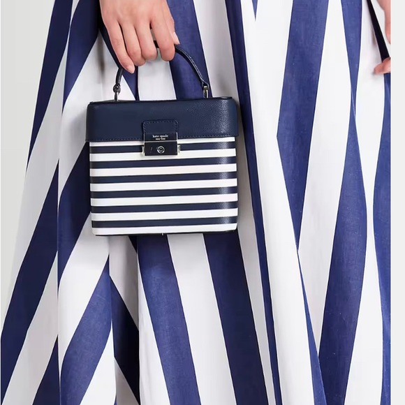 Kate Spade Voyage Striped Small Top Handle Bag ~ SOLD OUT~ NWT - Picture 5 of 6